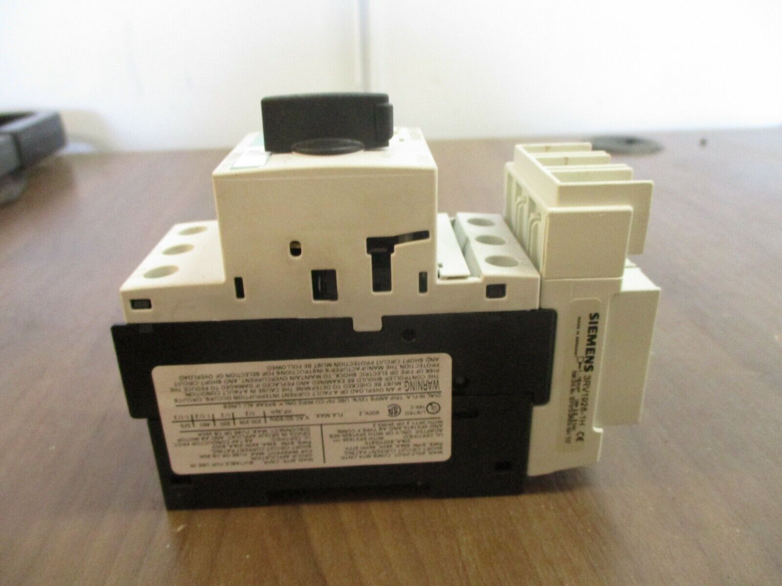 Siemens Sirius Motor Protector 3RV1021-1BA10 Trip: 1.4-2.0A Used