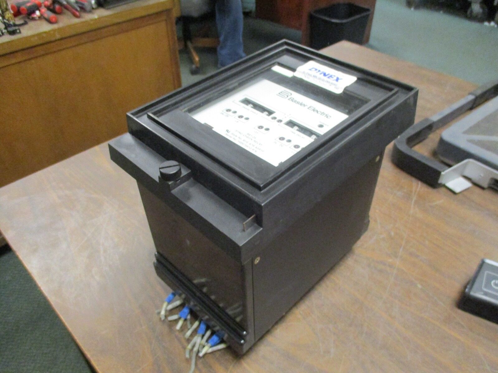 Basler Electric Sync-Check Relay BE1-25 Style #: M1E A7R A5R1F Used