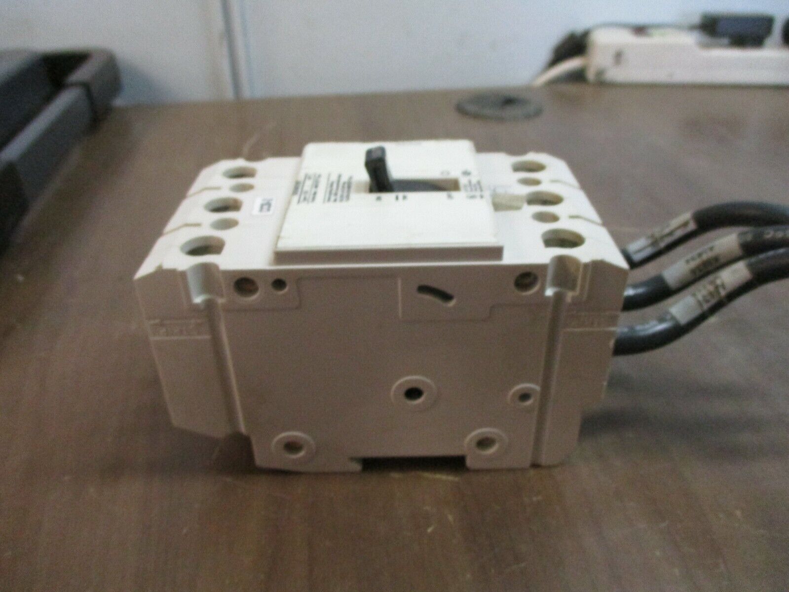 Siemens Circuit Breaker CQD3100 100A 480Y/277V 3P Used