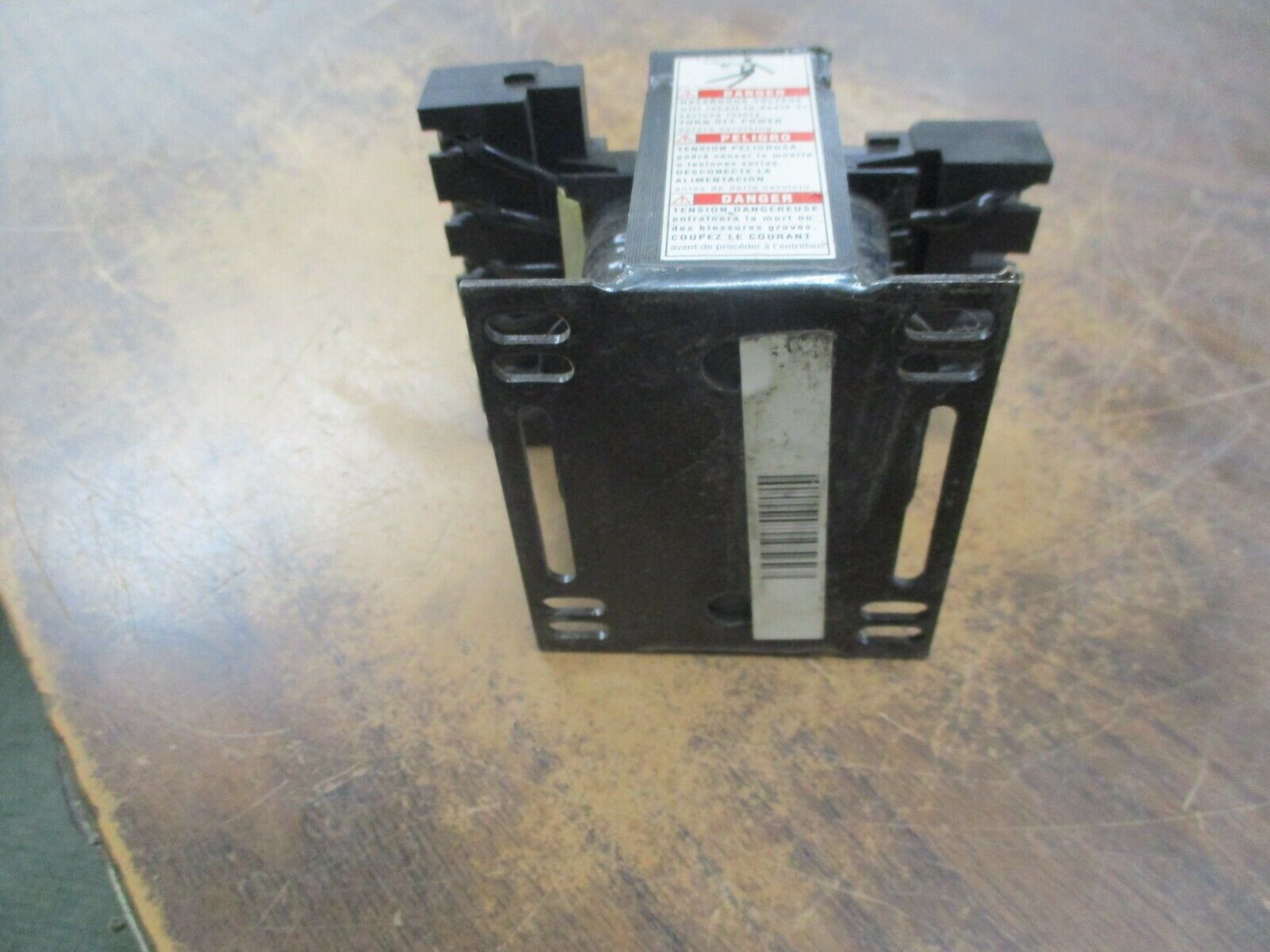 Square D Transformer 9070T50D19 0.05KVA Pri:208/240/277/380/480V Sec:24V 50/60Hz