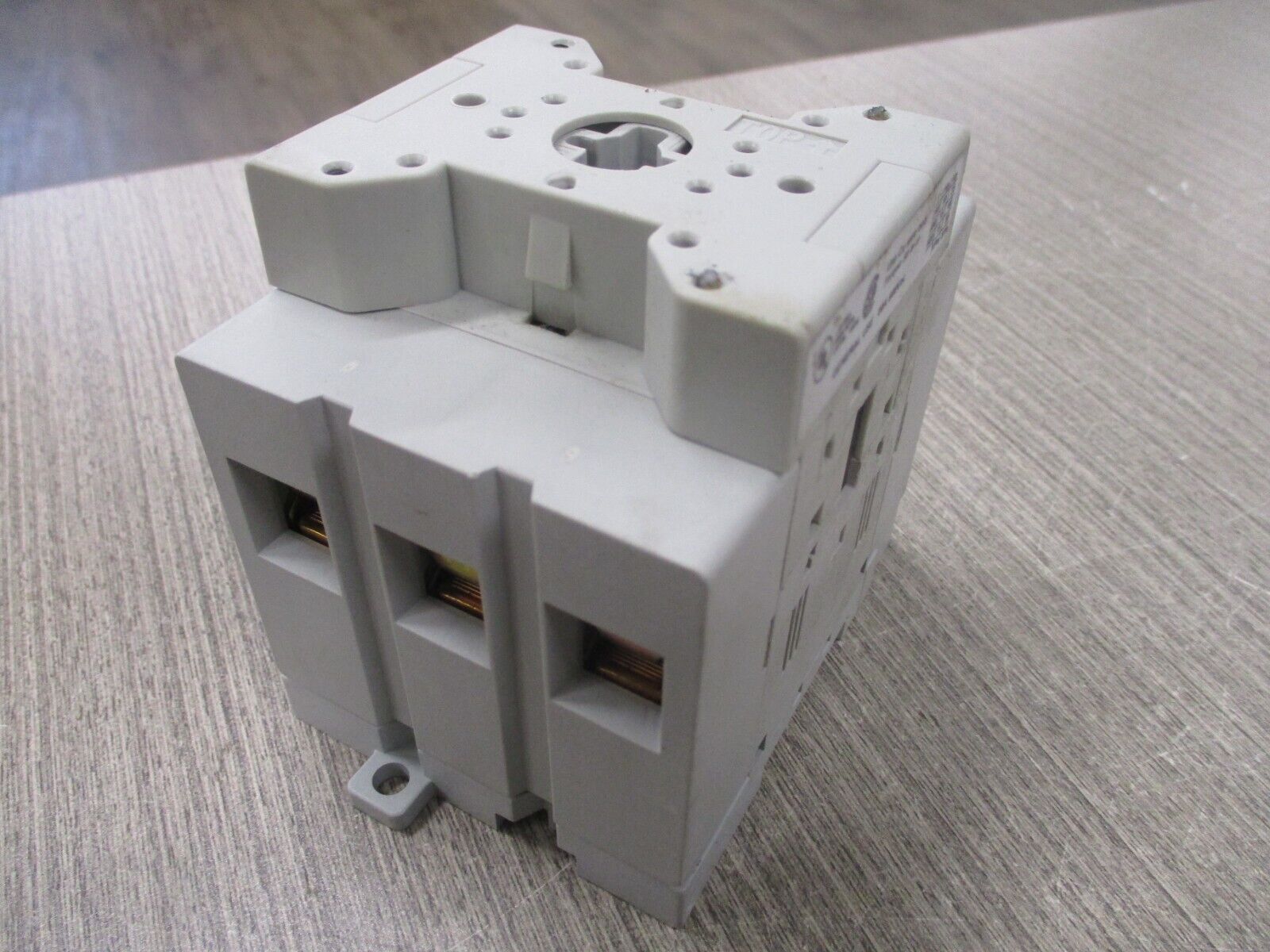 Allen-Bradley Disconnect Switch 194E-E80-1753 Ser. B 80A 600V *Now Handle* Used