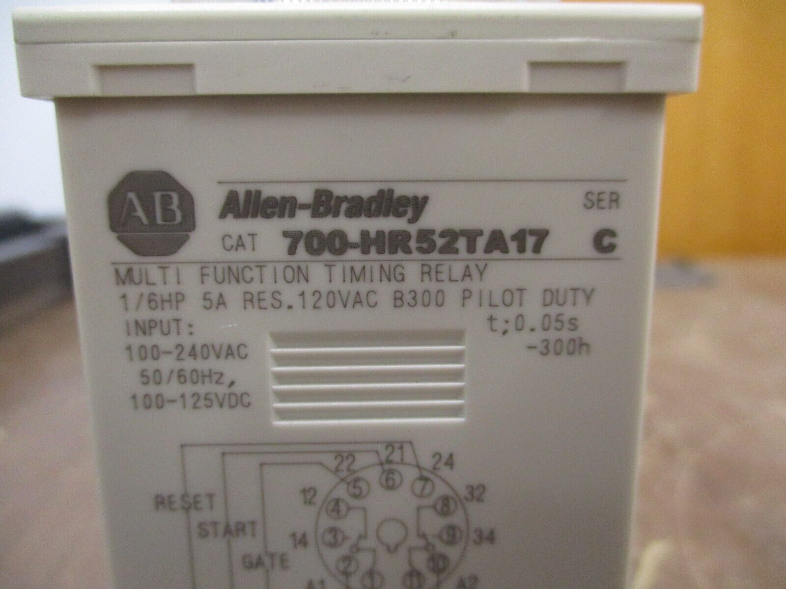 Allen-Bradley Multifunction Timing Relay 700-HR52TA17 Range: 0.05 Sec-300 Hr