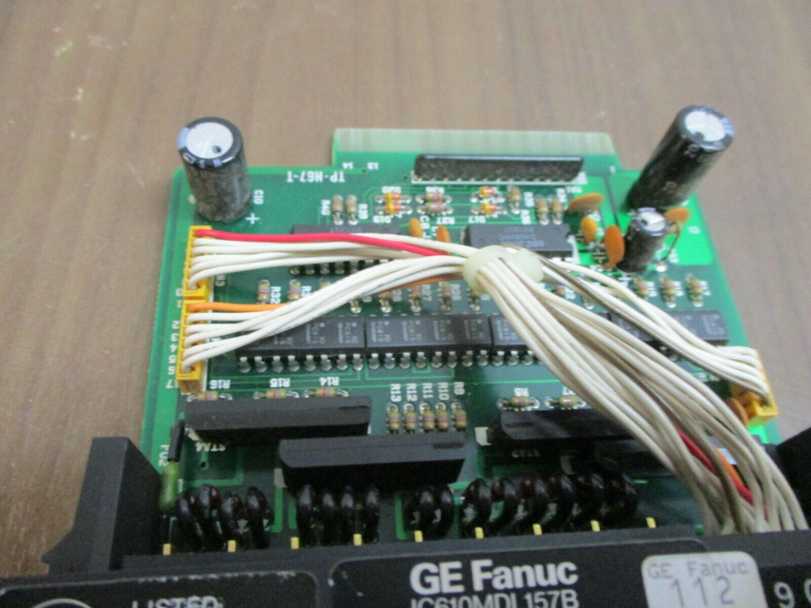 GE Fanuc 24VDC Sink Output Module IC610MDL157B 16 Circuit Used