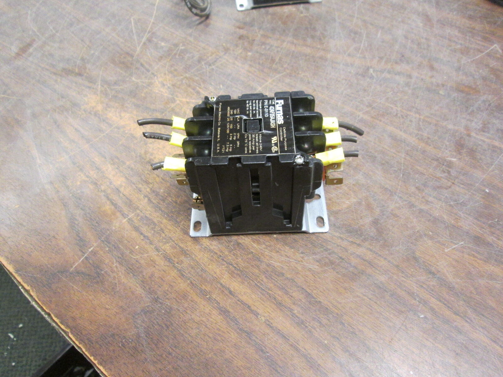 Furnas Definite Purpose Contactor 42AF35AJASH 24V Coil 25A 600V Used