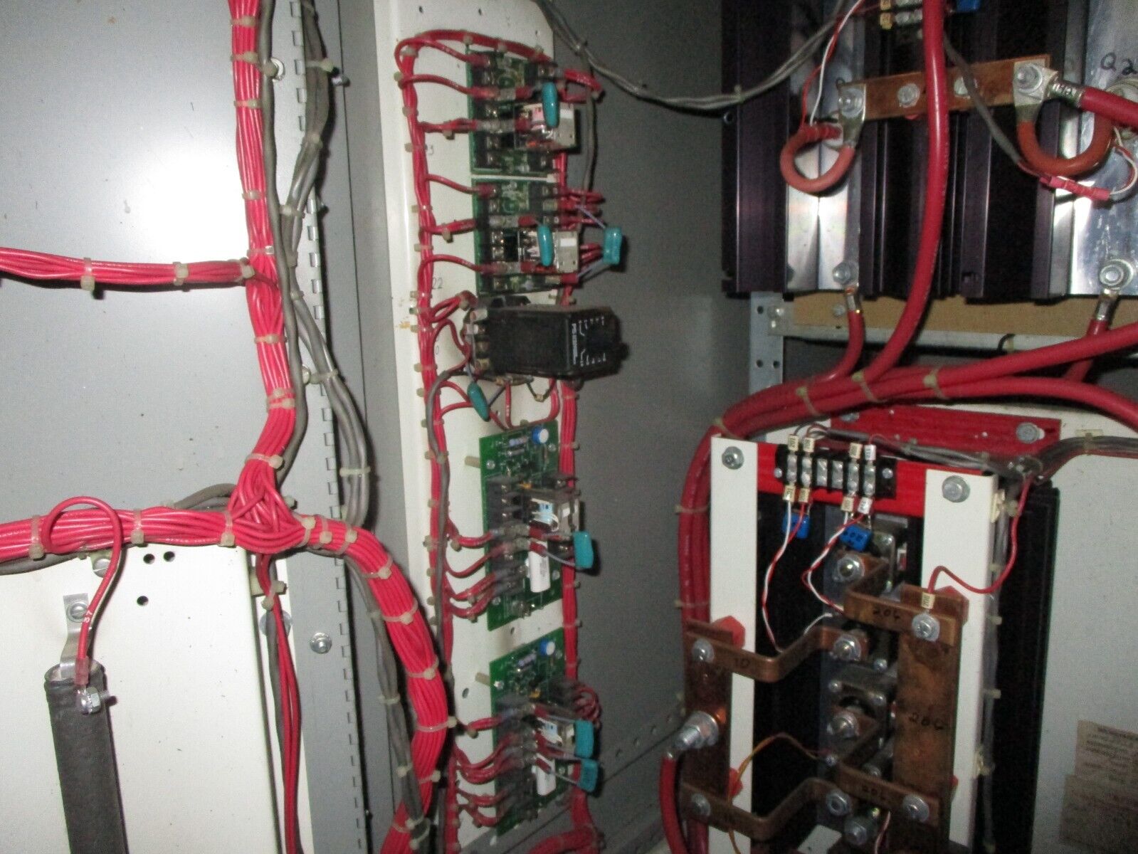 SCI 10 KVA Inverter SS12100T Input: 105-140VDC 130-95A Used