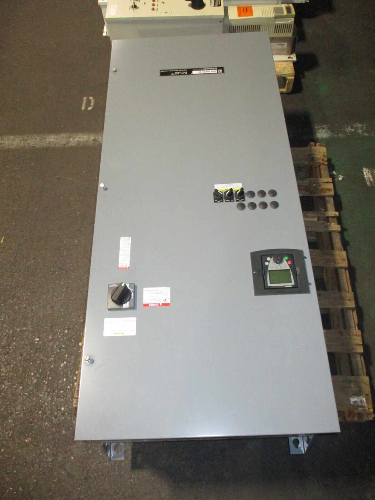 Square D E-Flex Altivar AC Drive w/ Bypass 8839 EFDQG4VY Ser. B 60HP 3Ph Used