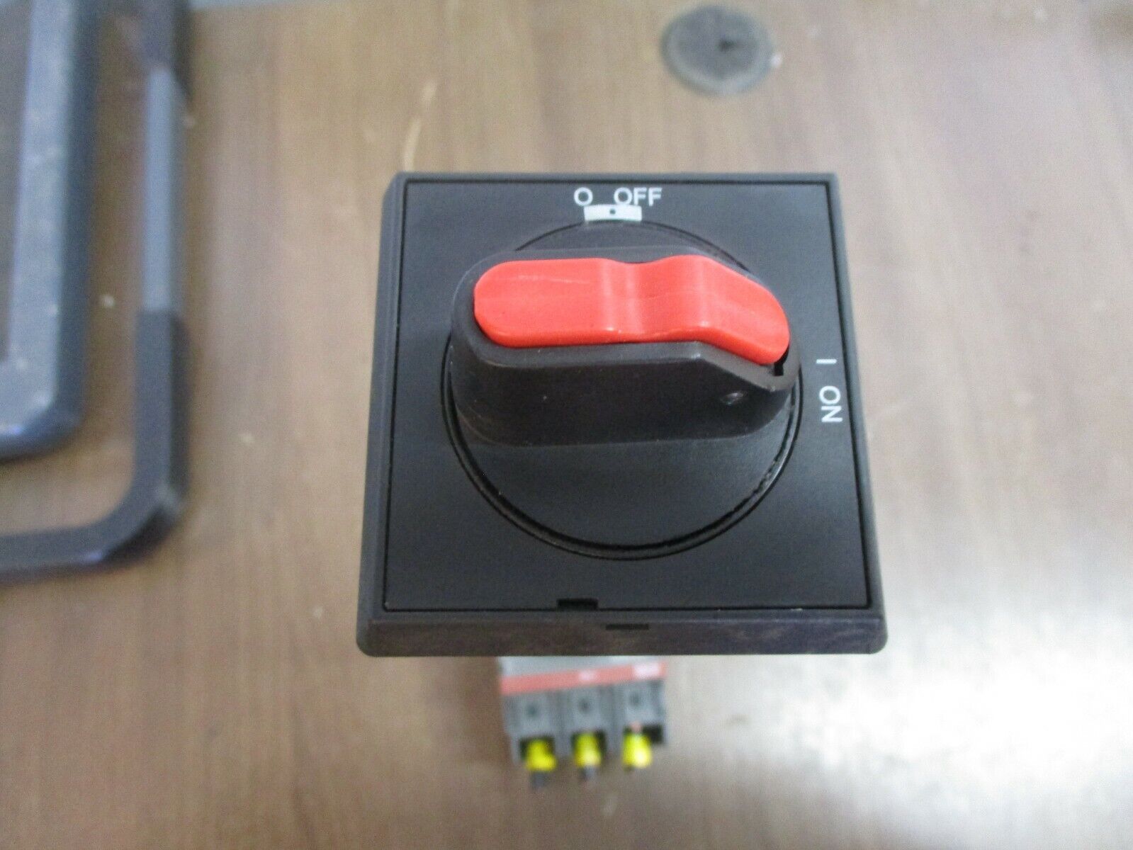 ABB Disconnect Switch OT100F3 100A 600V 3P Used