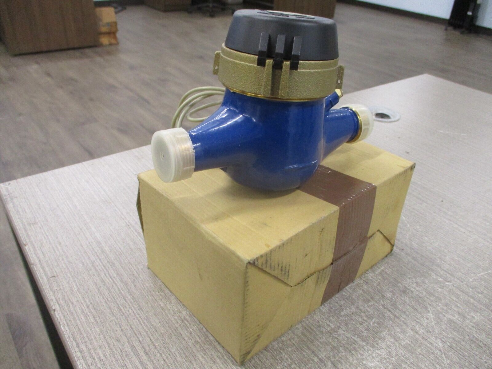 DLJ Meter Cold Water Meter DLJ100C 1" w/ Pulse Output New Surplus