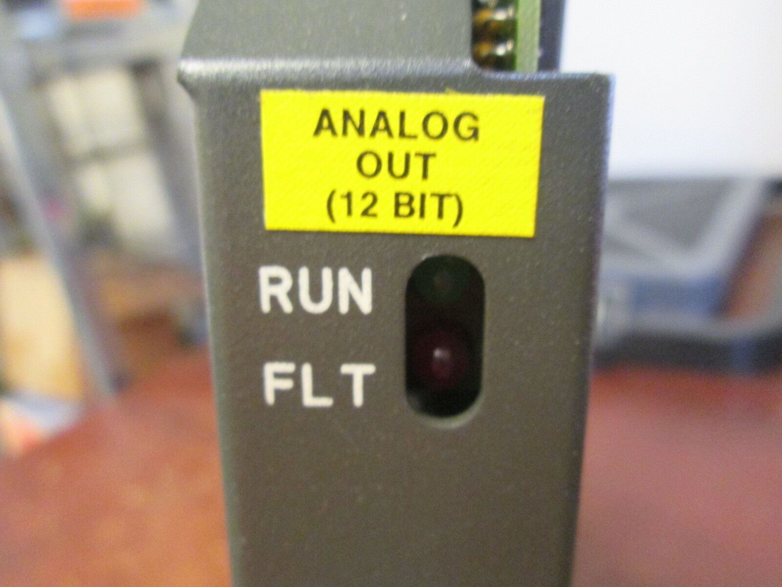 Allen-Bradley Analog Output Module 1771-OFE1 12-Bit Voltage Outputs Ser B Used