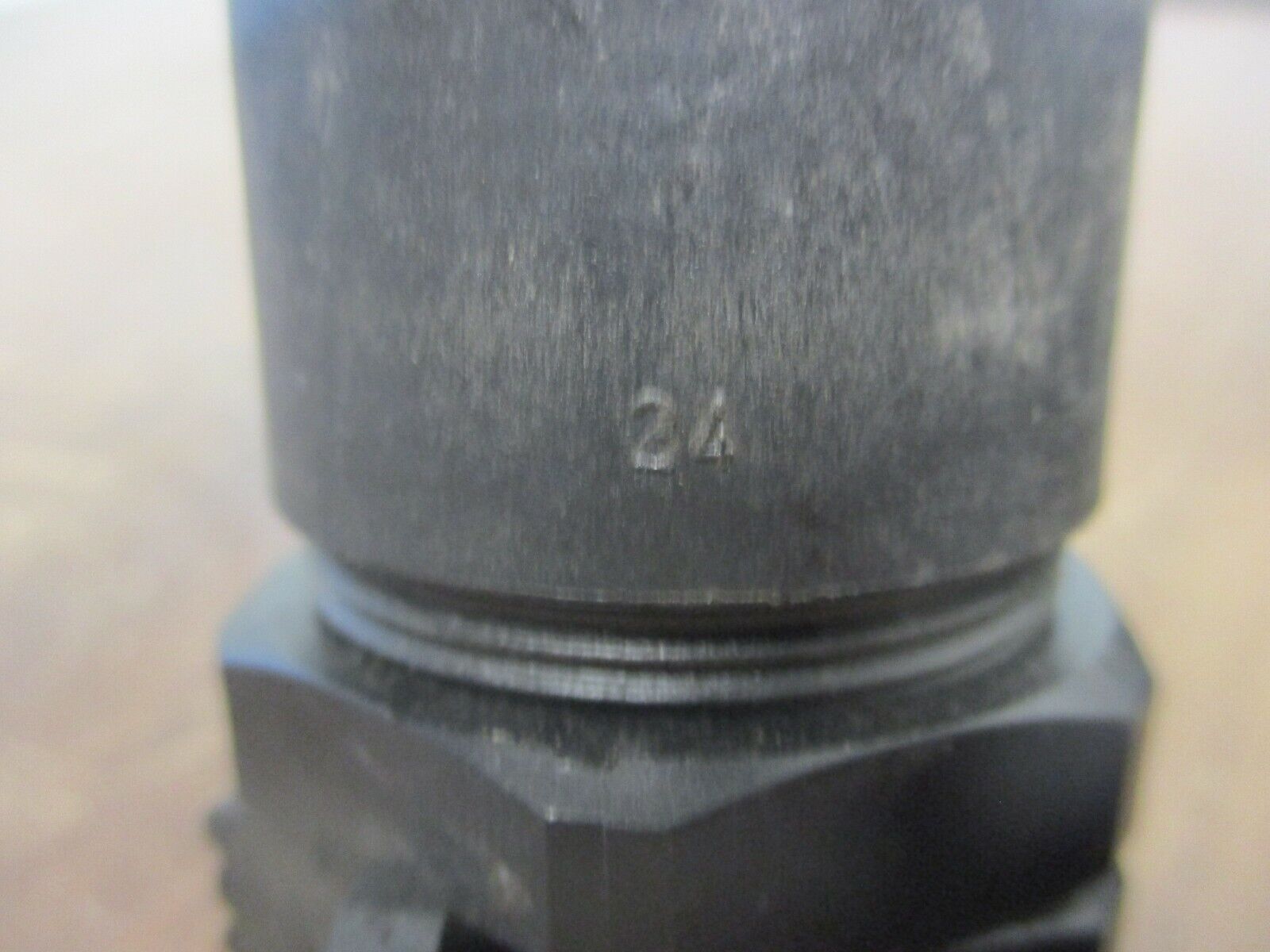 SOURIAU/BURNDY UTG Series Connector 24-7 7-Pin Used **Some Shelf Wear**