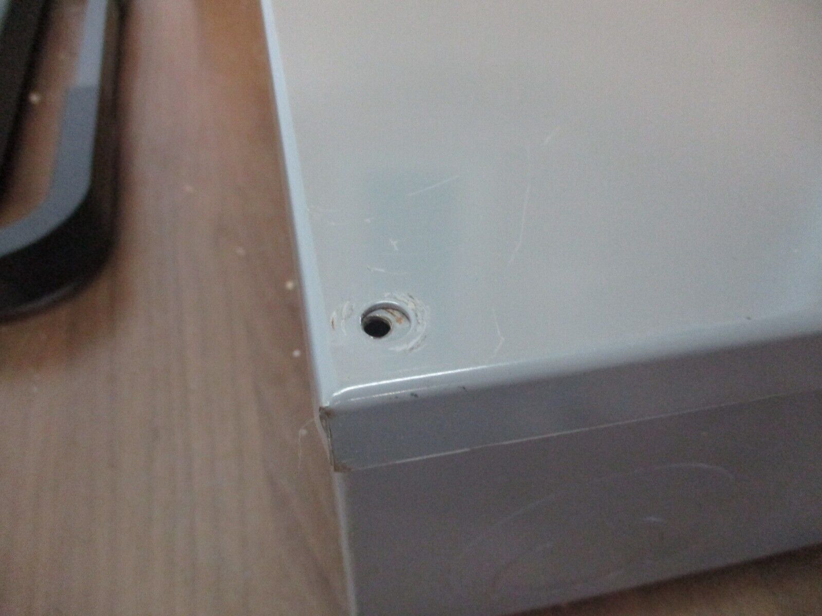 Square D Enclosed Circuit Breaker KAL36225 225A 600V 3P Type 1 Enclosure Used