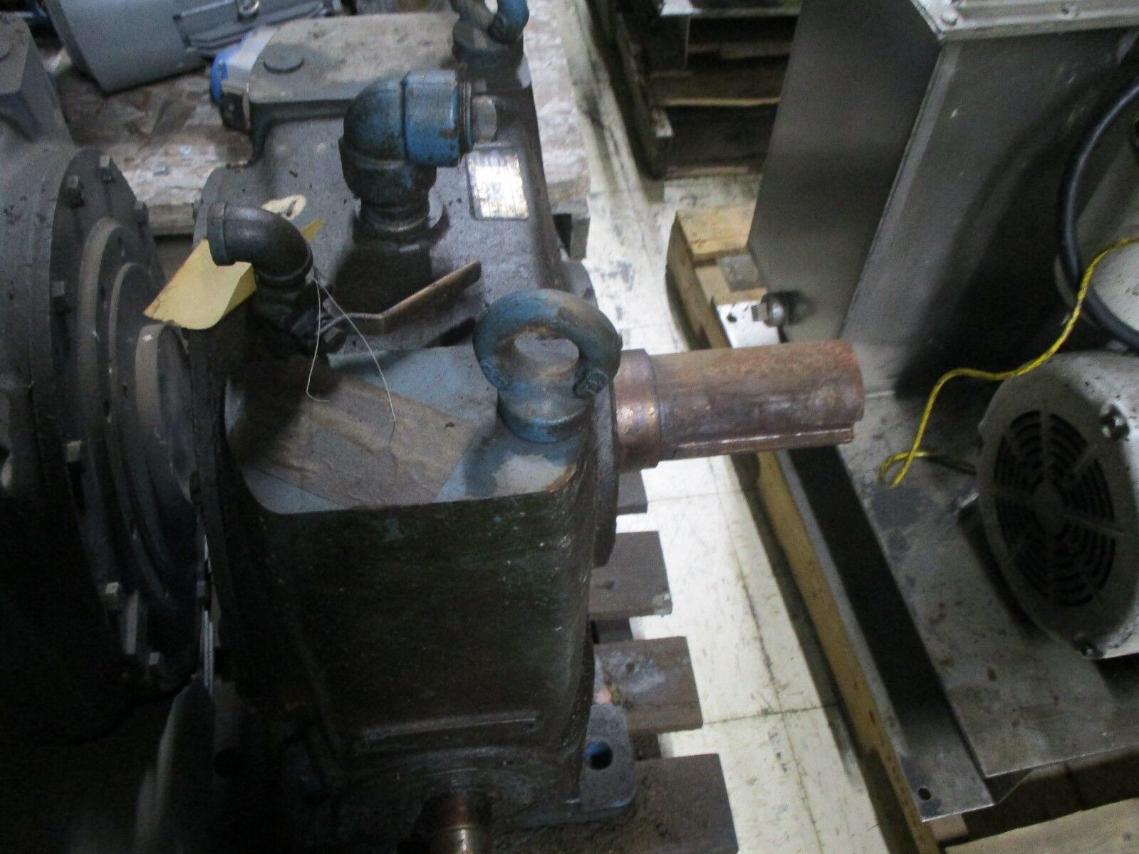 David Brown Reducer A2002SR-A108 Ratio 5:1 1750 RPM In Used