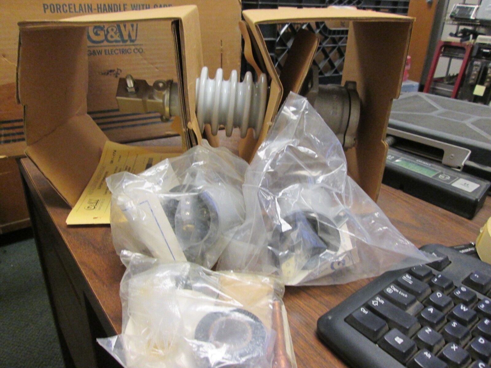 G&W Slip-On Terminator PAT-1701 15KV New Surplus