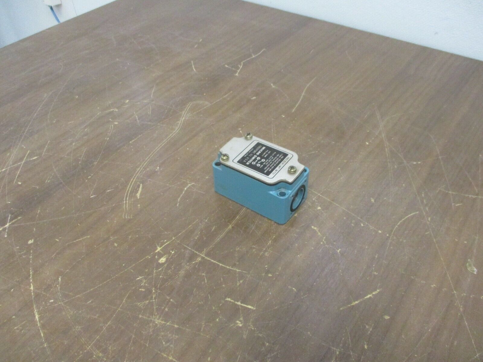 Micro Switch Precision Limit Switch 1LS1 Used