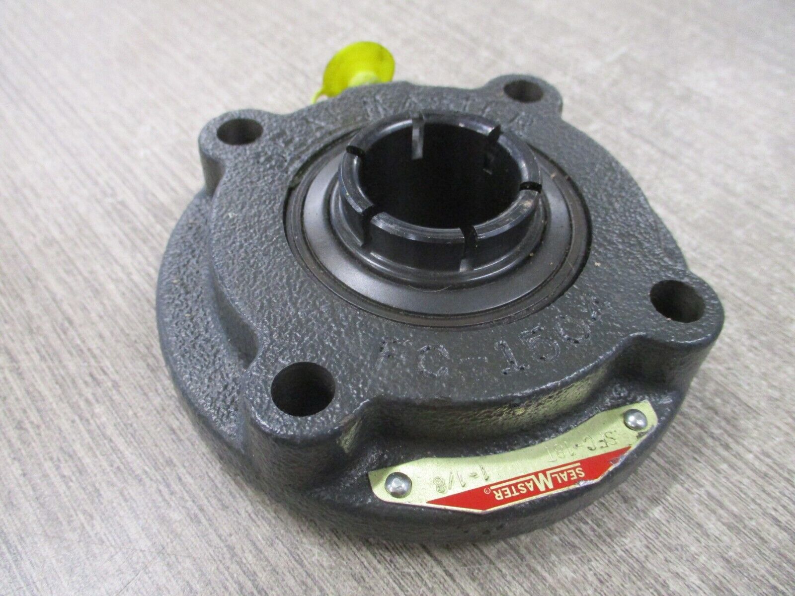 SealMaster Flange Bearing SFC-18T 1-1/8" Used