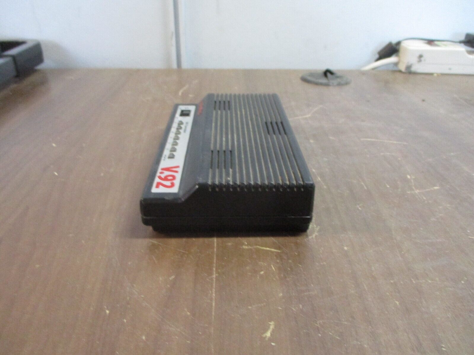 UU.S. Robotics External Faxmodem USR5686E V.92 56K Used