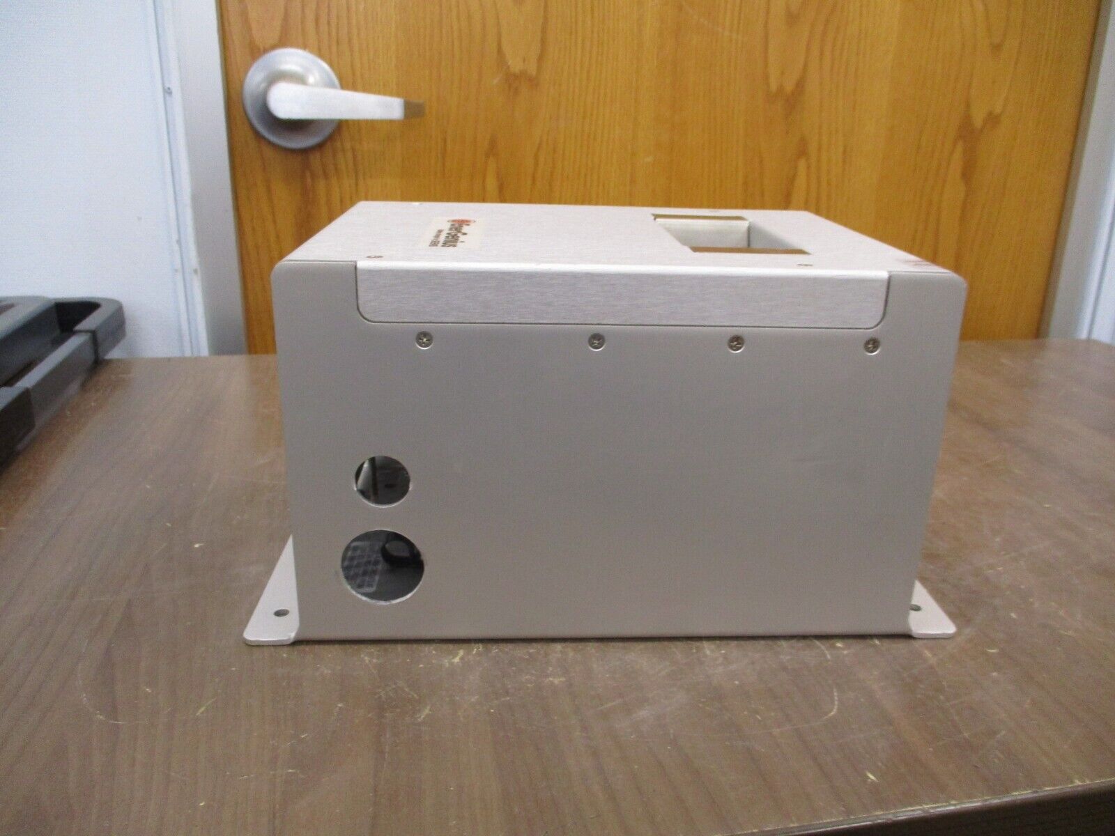 Sens EnerGenius Battery Charger NRG22-10-RC *Missing (1) Cover Screws* Used