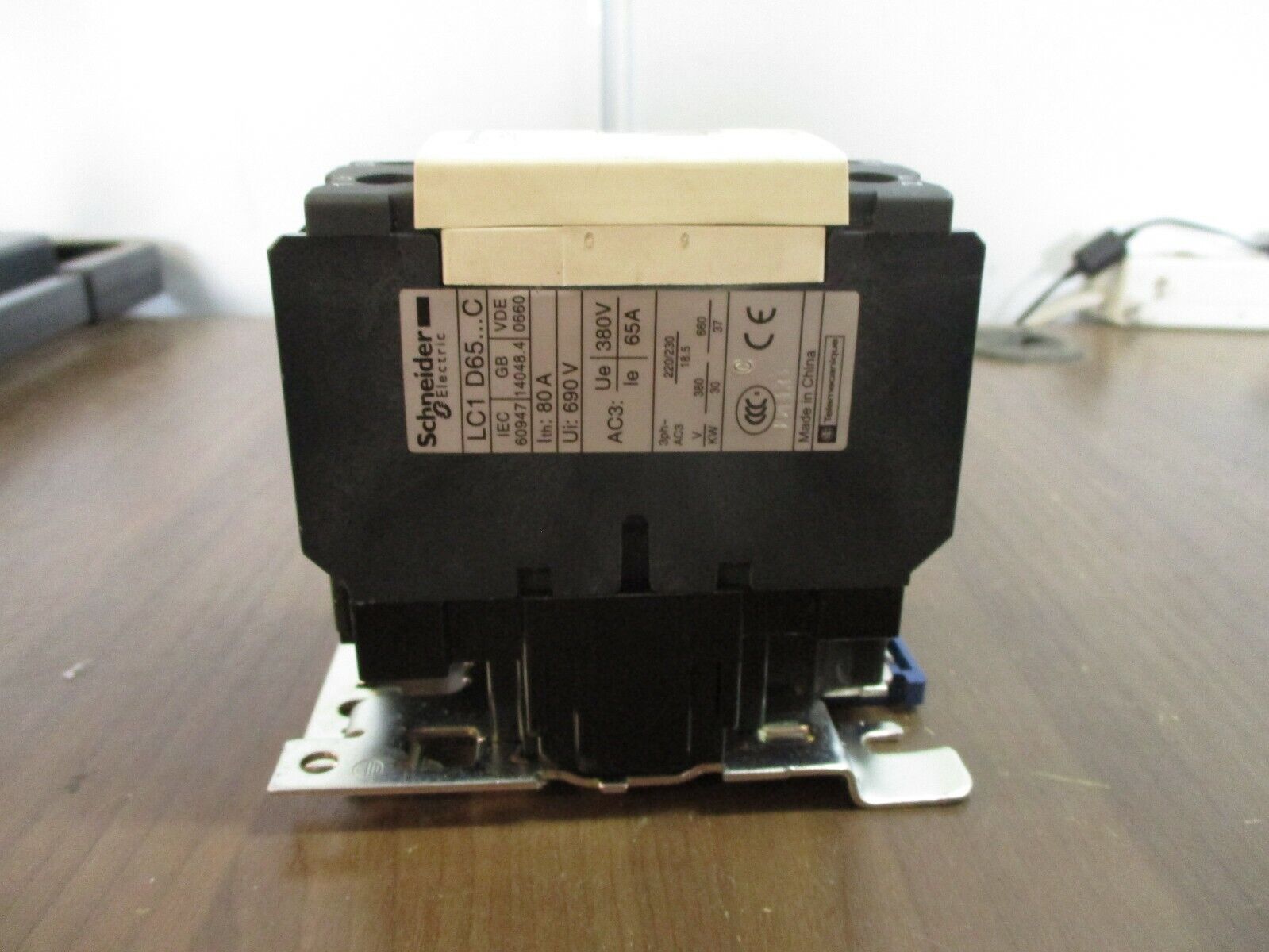 Schneider Electric Contactor LC1 D65...C 220-240V Coil Used