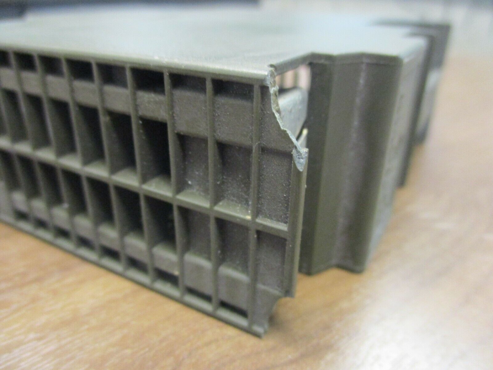 Siemens Simatic S7 Digital Ouput Module 6ES7 322-1BH01-0AA0, 24VDC, 0.5A, Used