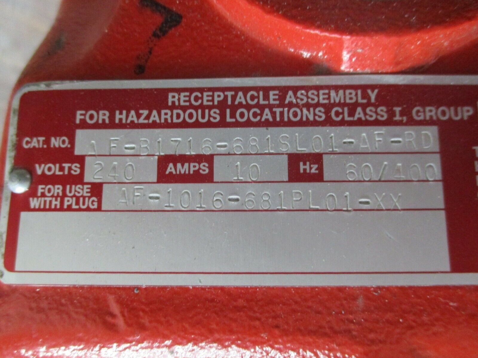 Hubbell Vantage XP Explosion Proof Plug & Receptacle Set 10A 240V 60/100Hz Used