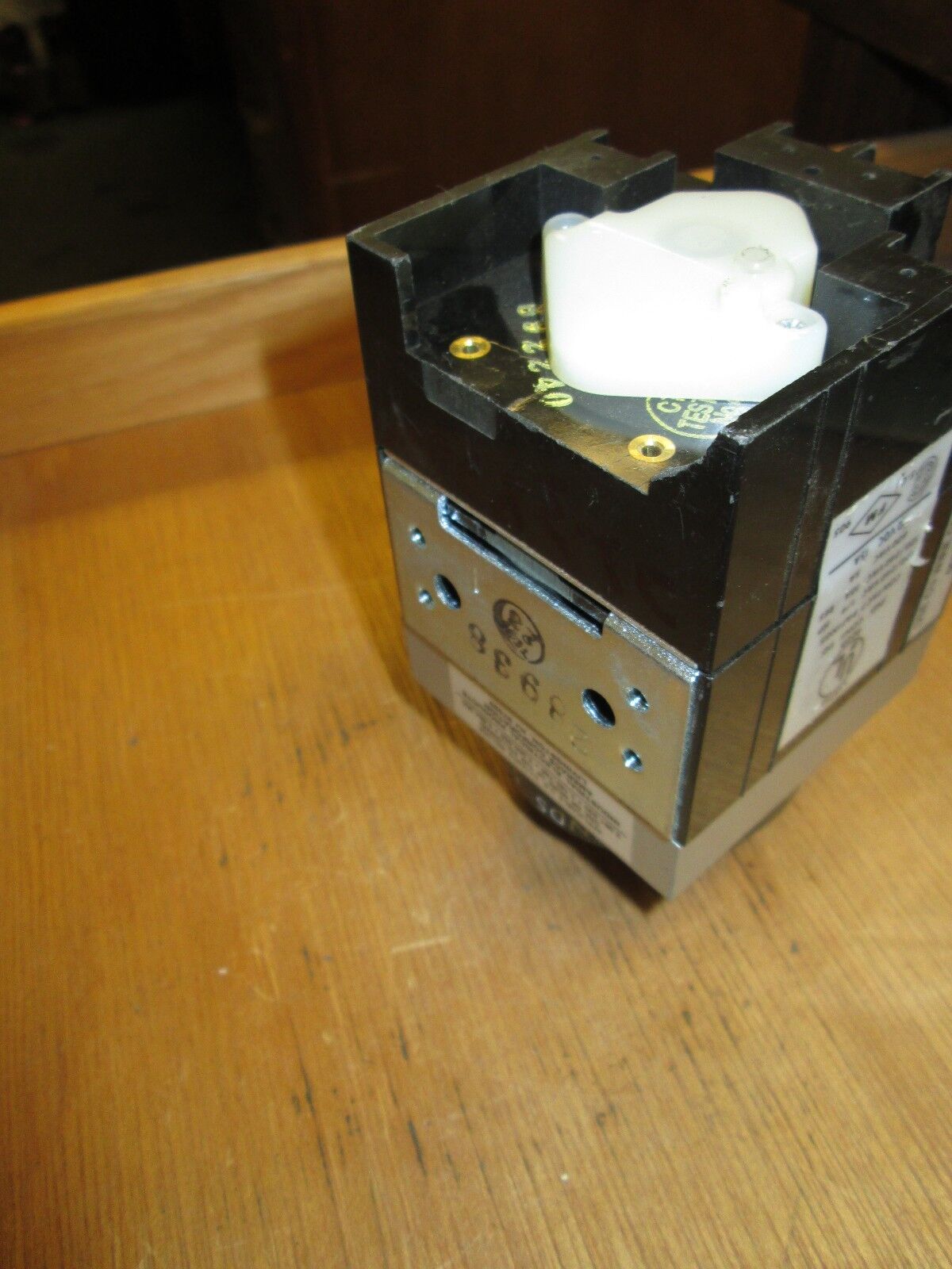 Agastat Timer 7022AB 120 V .5-5 Sec 60 Hz missing base Used