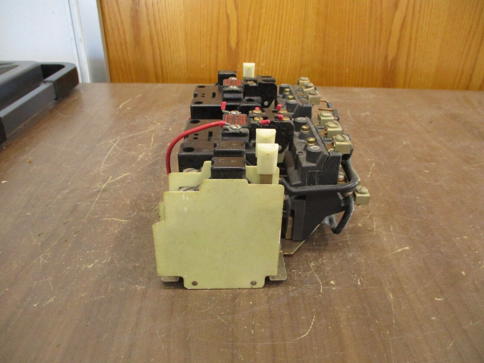 Allen-Bradley Size 1 Reversing Starter 705-B0D103 120V Coil *Heaters May Vary*
