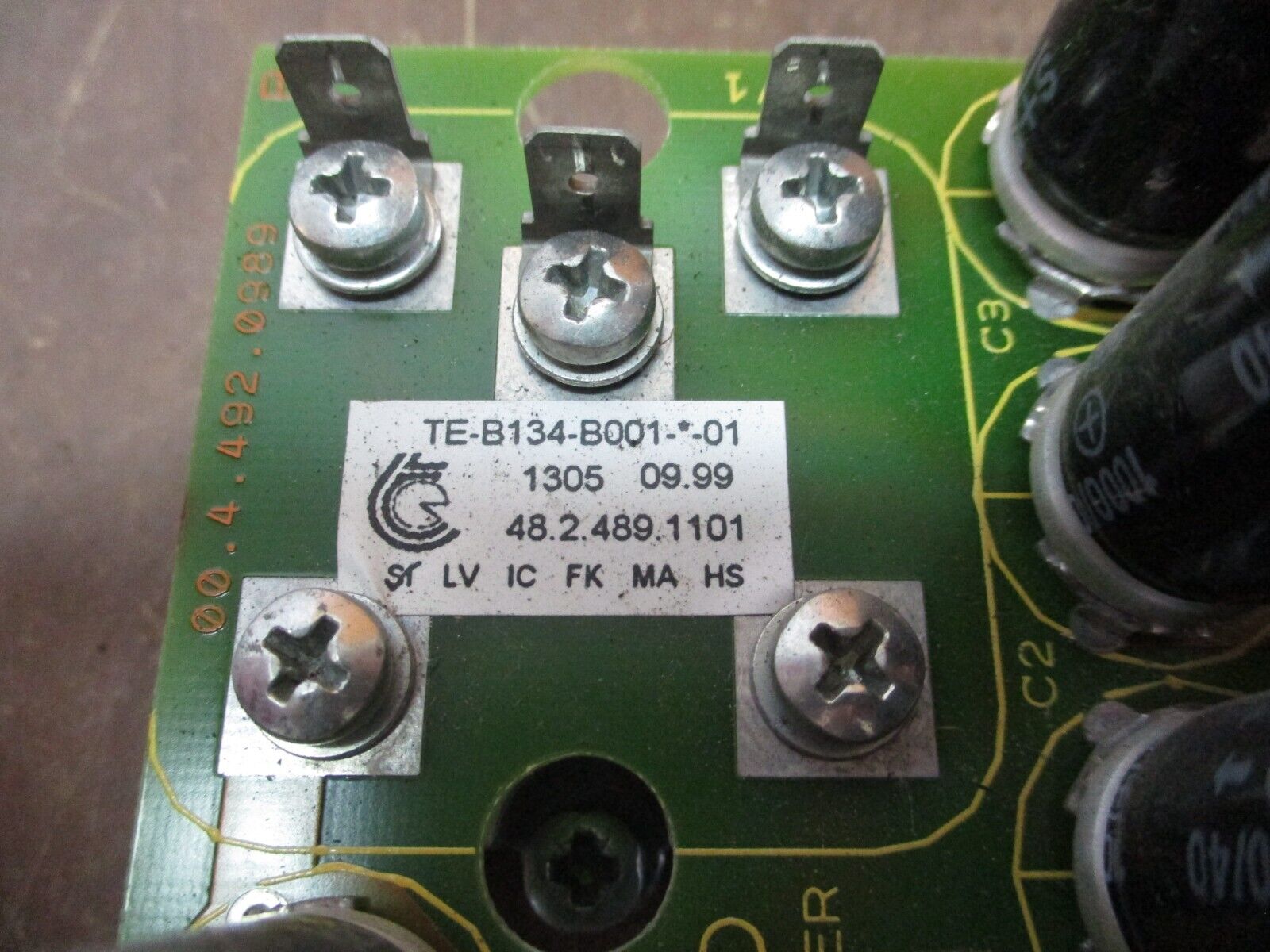 Pillar Capacitor TE-B134-B001-*-01 Used