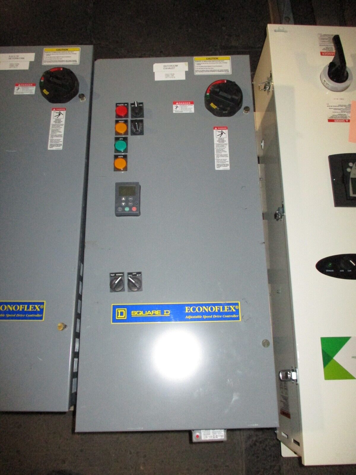 Square D EconoFlex Altivar AC Drive w/ Bypass 8839 58ECG4VY Ser. A 1HP 3Ph Used