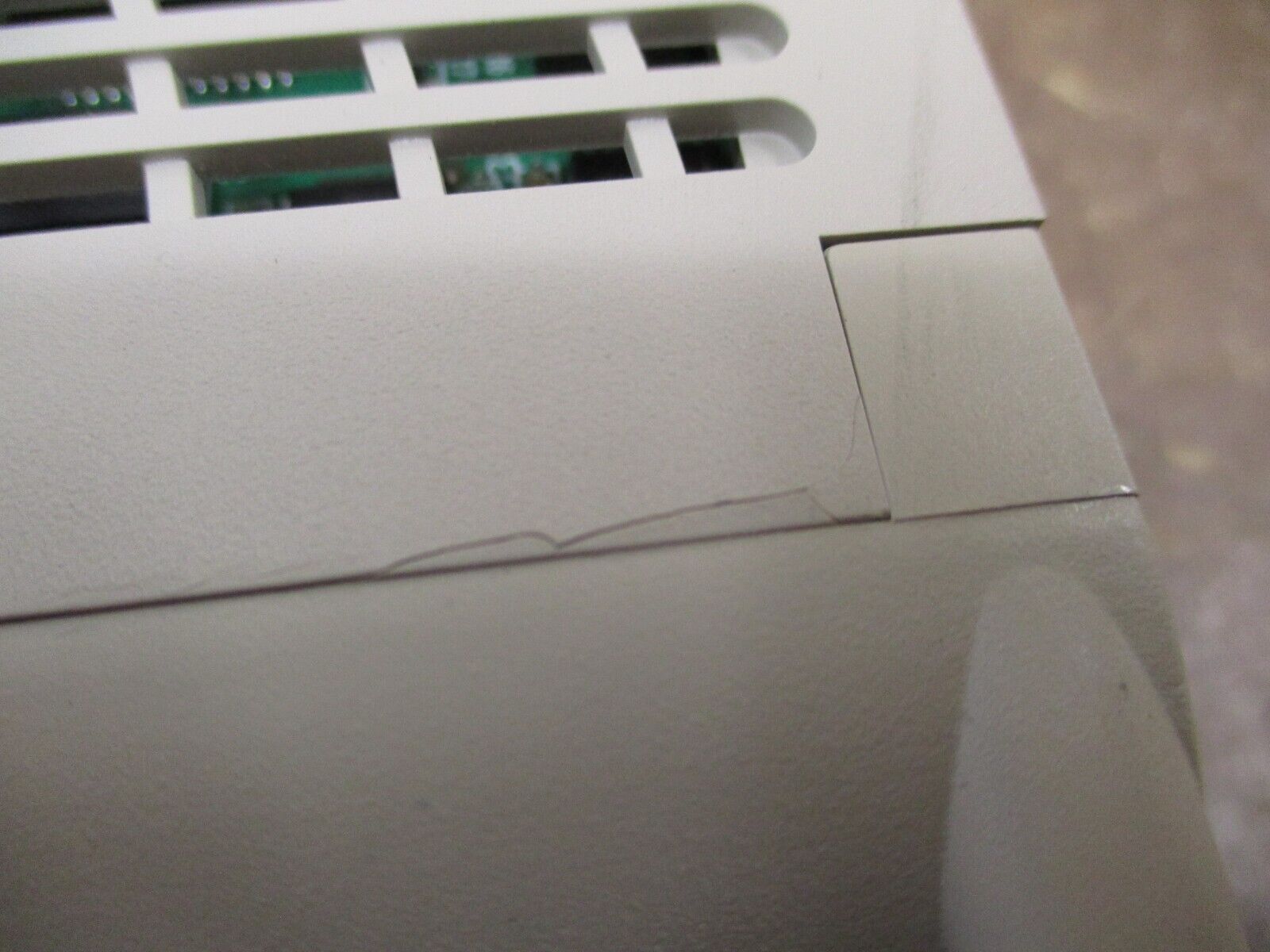 Emerson Ovation Analog Output Hart Module 5X00062G01 *Cracked Case* Used