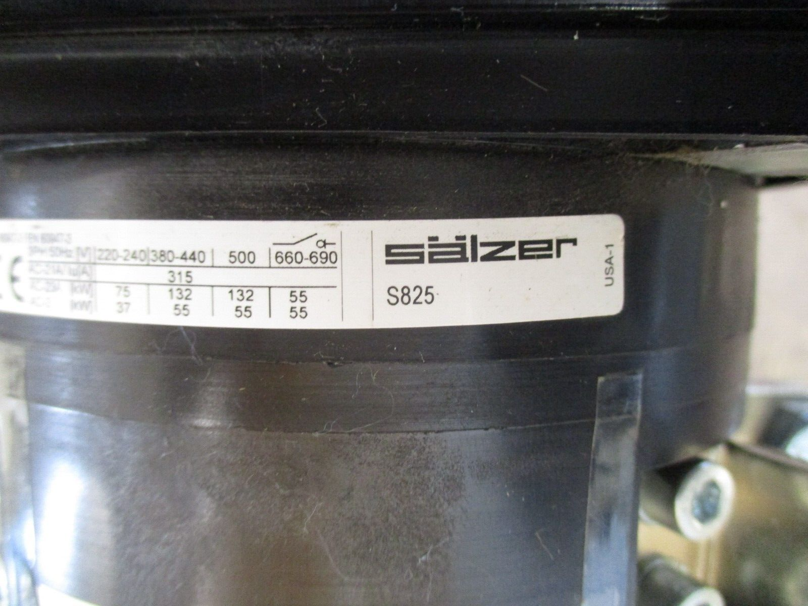Salzer Rotary Switch S825 240A 480V Used