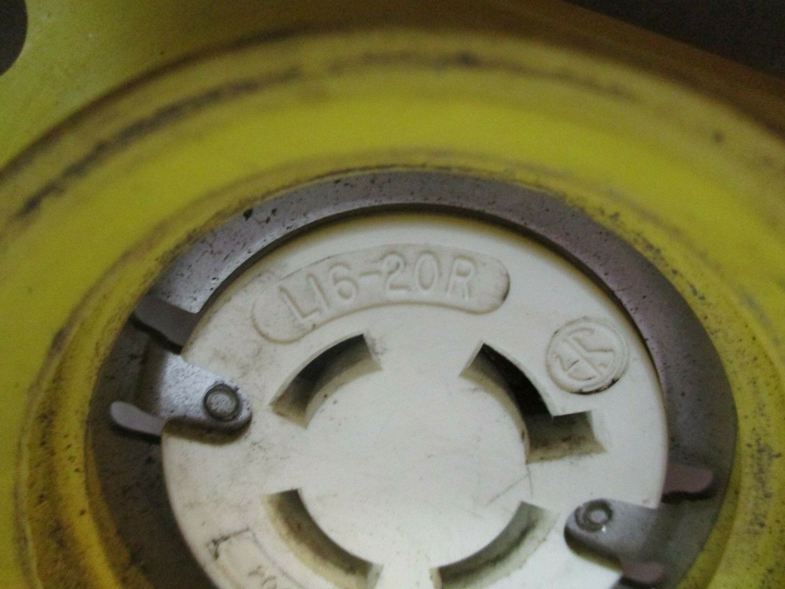 Woodhead Watertite Receptacle Nema L16-20R 20A 480V 3Ph Used