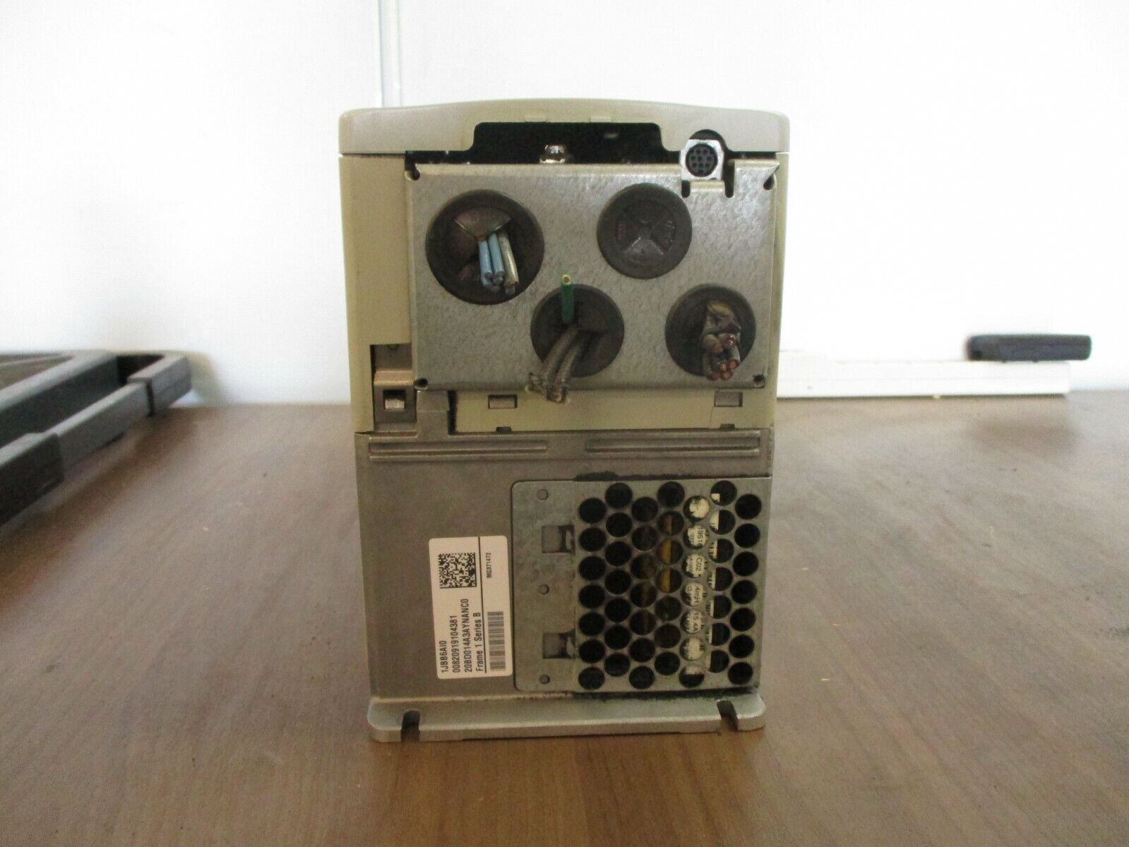 Allen-Bradley PowerFlex 700 AC Drive 20BD014A3AYNANC0 Series B 10HP 3Ph, Used