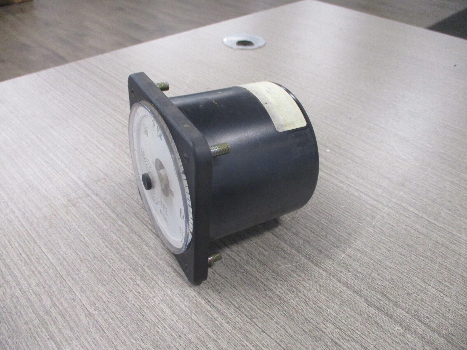 Crompton Frequency Meter 077-41LA-PNAN-AN Range; 55-65HZ Used