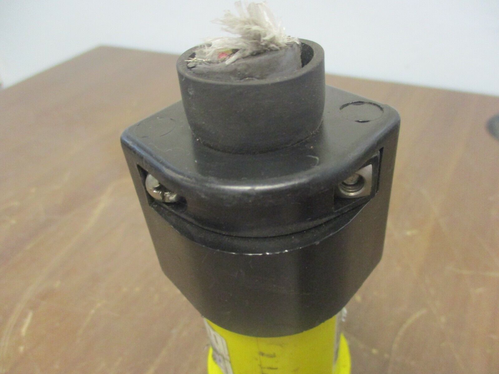 Thomas & Betts Russellstoll Plug 9P54U2T 50A 250VAC Used **No Bushing**