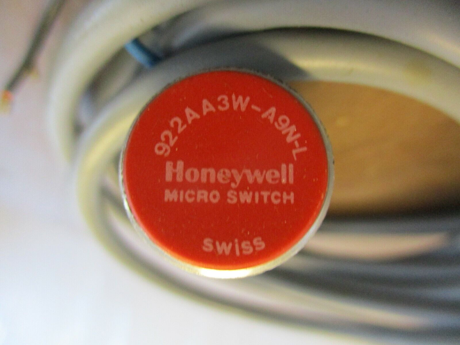 Honeywell Micro Switch Proximity Switch 922AA3W-A9N-L Used