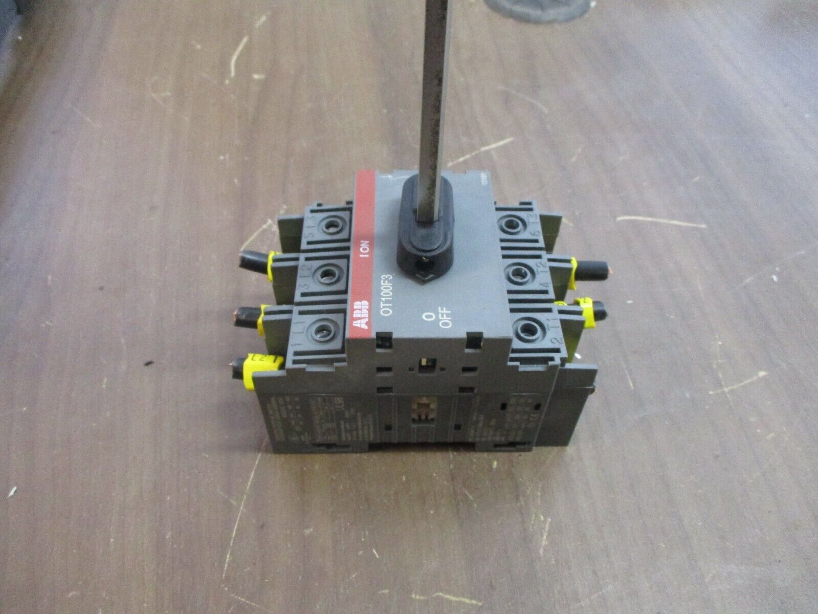 ABB Disconnect Switch OT100F3 100A 600V 3P Used