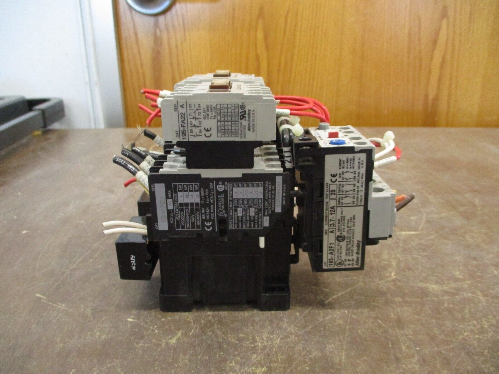 Allen-Bradley Reversing Starter 100-A12ND3 / 193-A2F1 120V Coil Trip: 3.7-12A