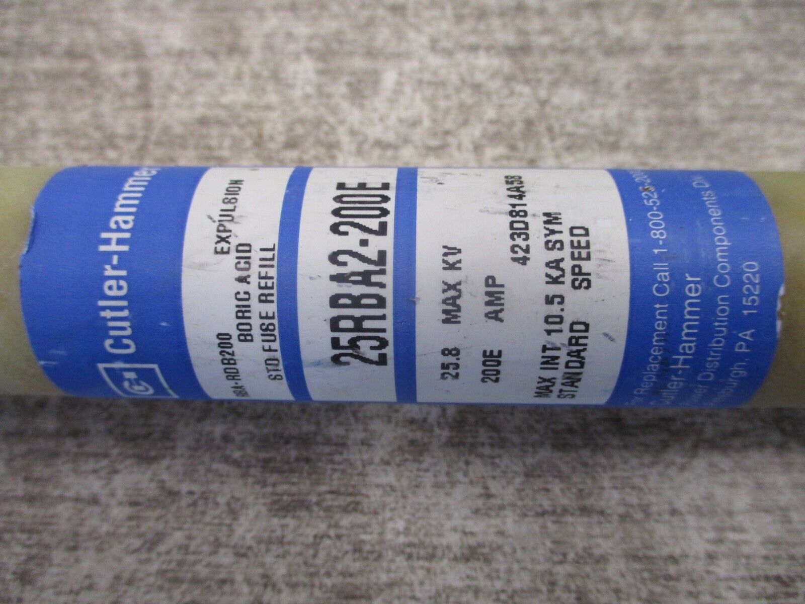 Cutler-Hammer Fuse Refill Unit 25RBA2-200E 25.8kV 200E Style # 423D814A58