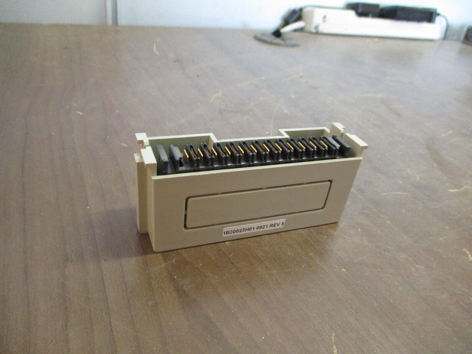 Emerson Ovation Terminator Module 1B30023H01 Rev. 5 Used