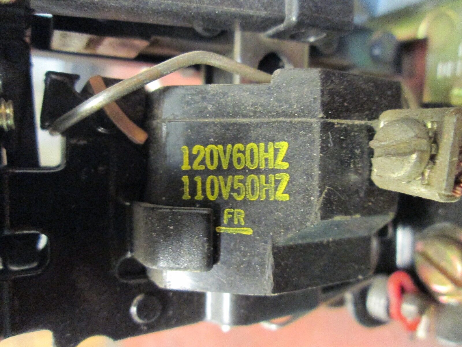 Square D Pneumatic Timing Relay 9050AO22E 120V Coil Used