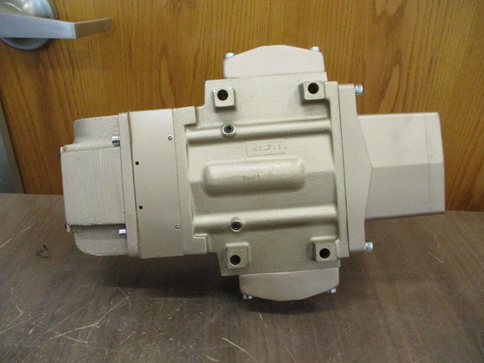 Ross Solenoid Valve 3573A5949 Minster Coil: 250-0247 Used