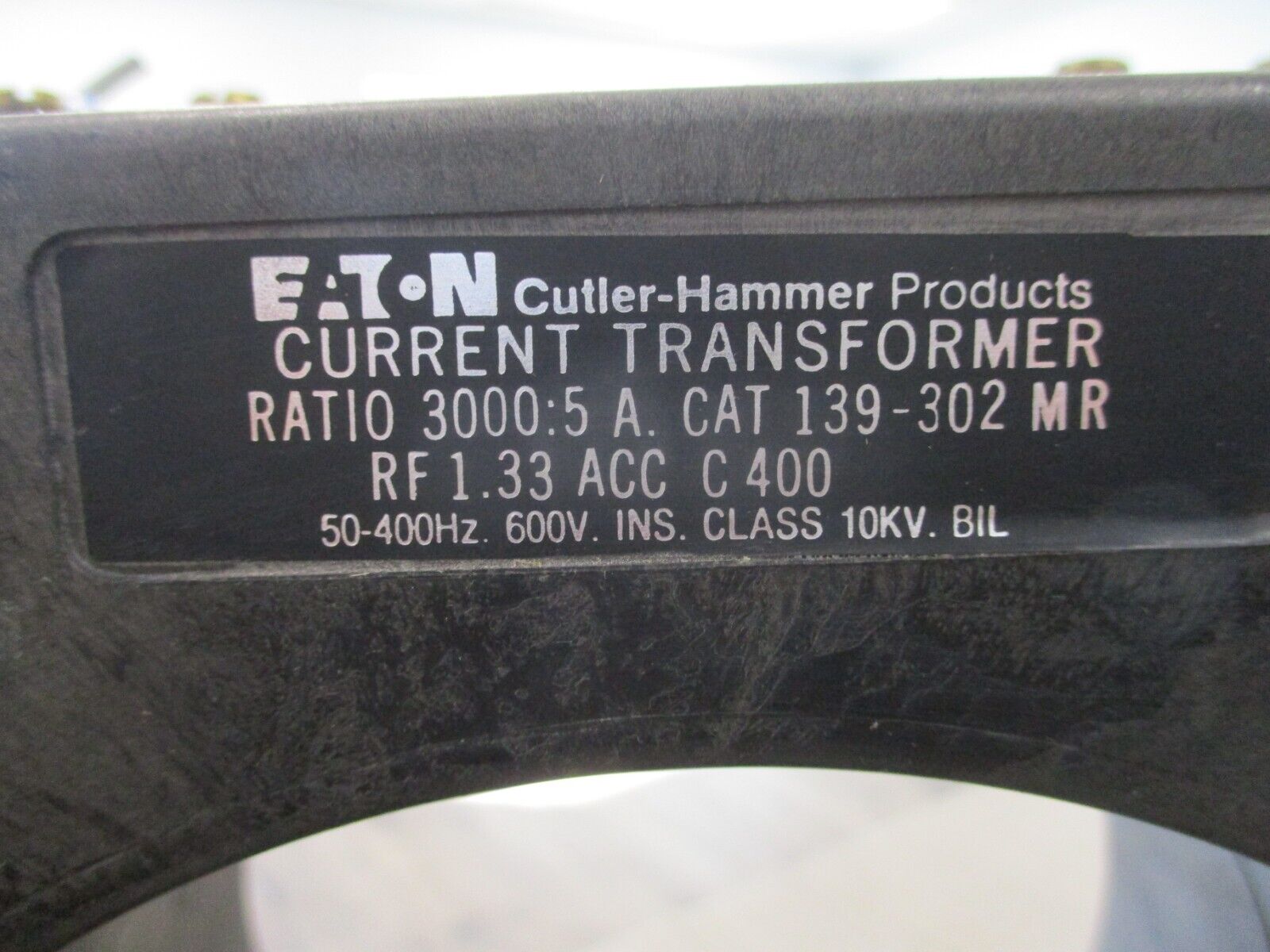 Eaton Current Transformer 139-302MR Ratio 3000:5A 600V 50-400Hz 10KV BIL Used