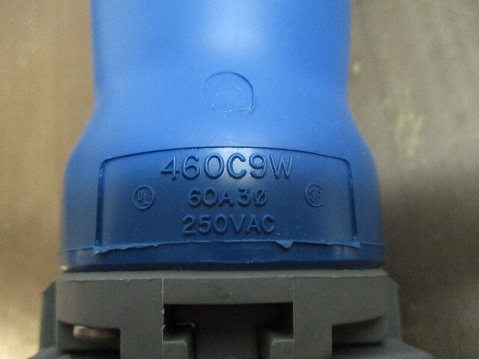 Hubbell Watertight Connector HBL460C9W 60A 250V 3P 4W New Surplus