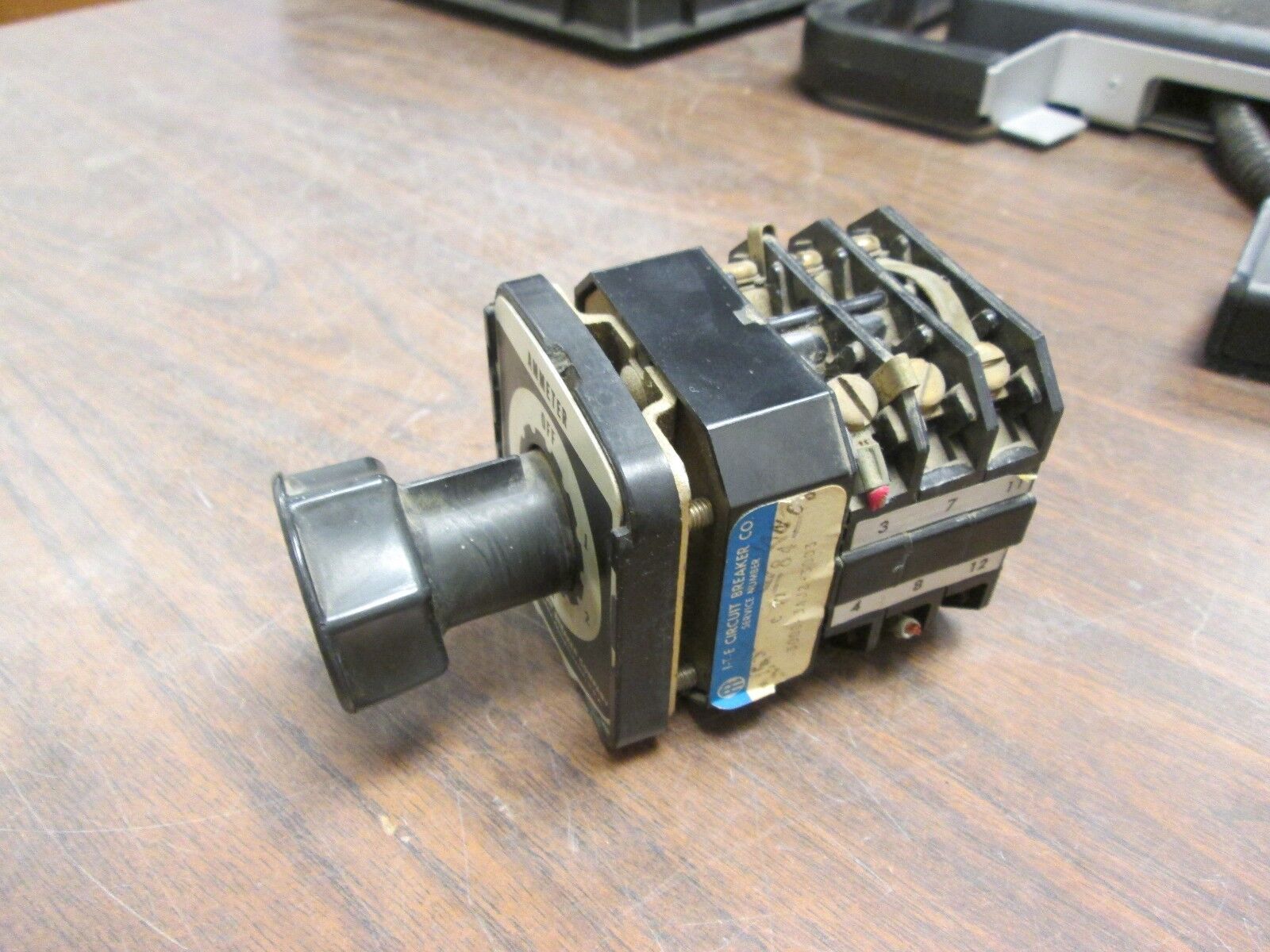 ITE Ammeter Switch C-77 3000-3AJ2-3003 Used