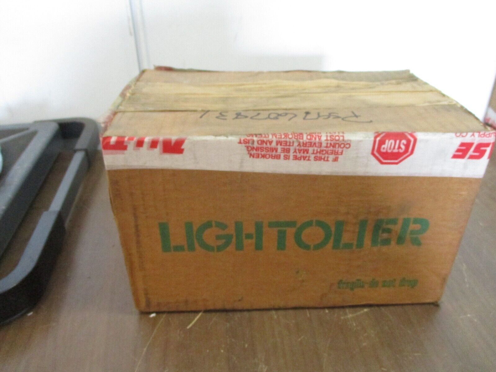 Lightolier Accent & Display Track Light 6345AM Lamp: 75W / 100W R30 New Surplus