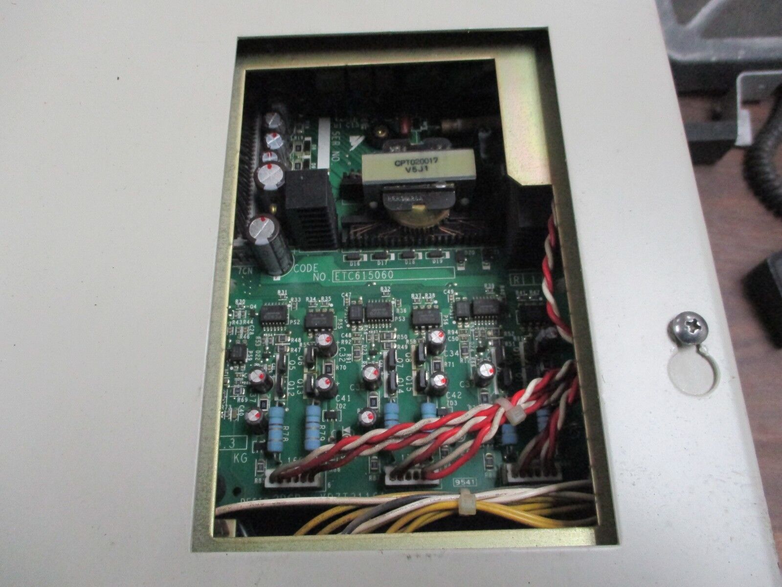 Safetronics AC Drive CIMR-P5U4030 50HP 3Ph *No Keypad* Used