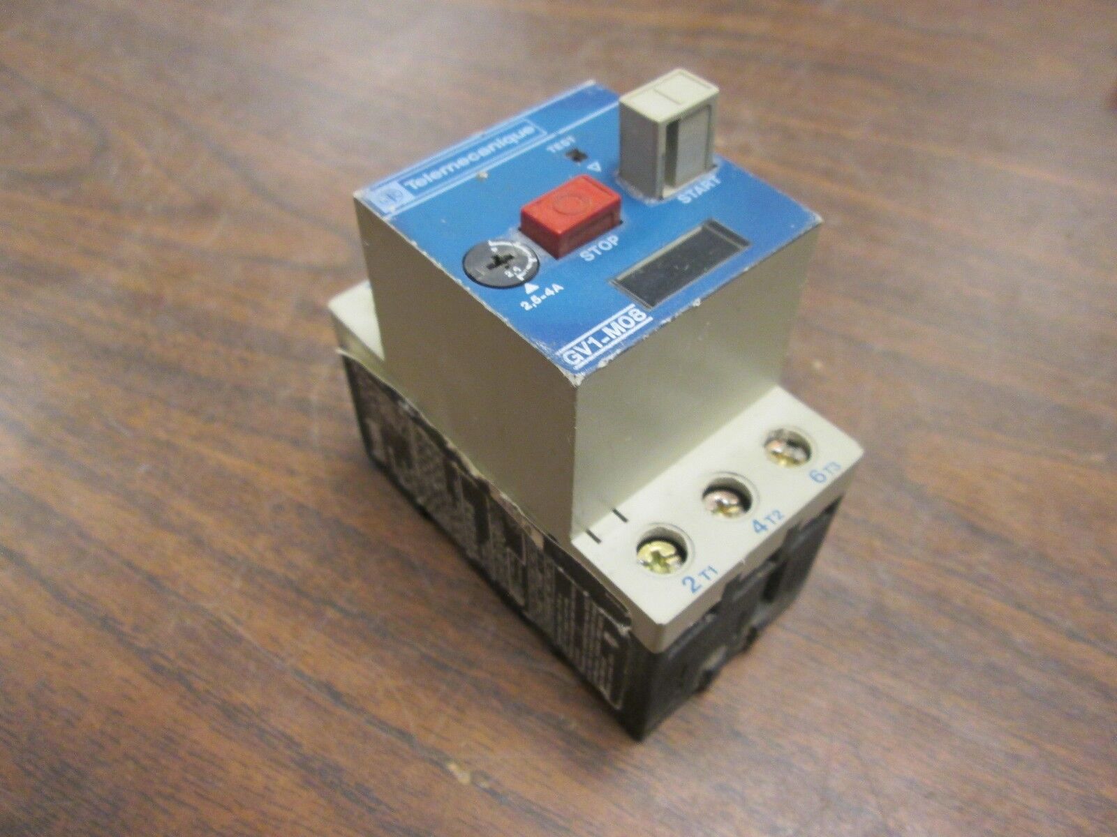 Telemecanique Manual Motor Starter GV1-M08 Range: 2.5-4A Used