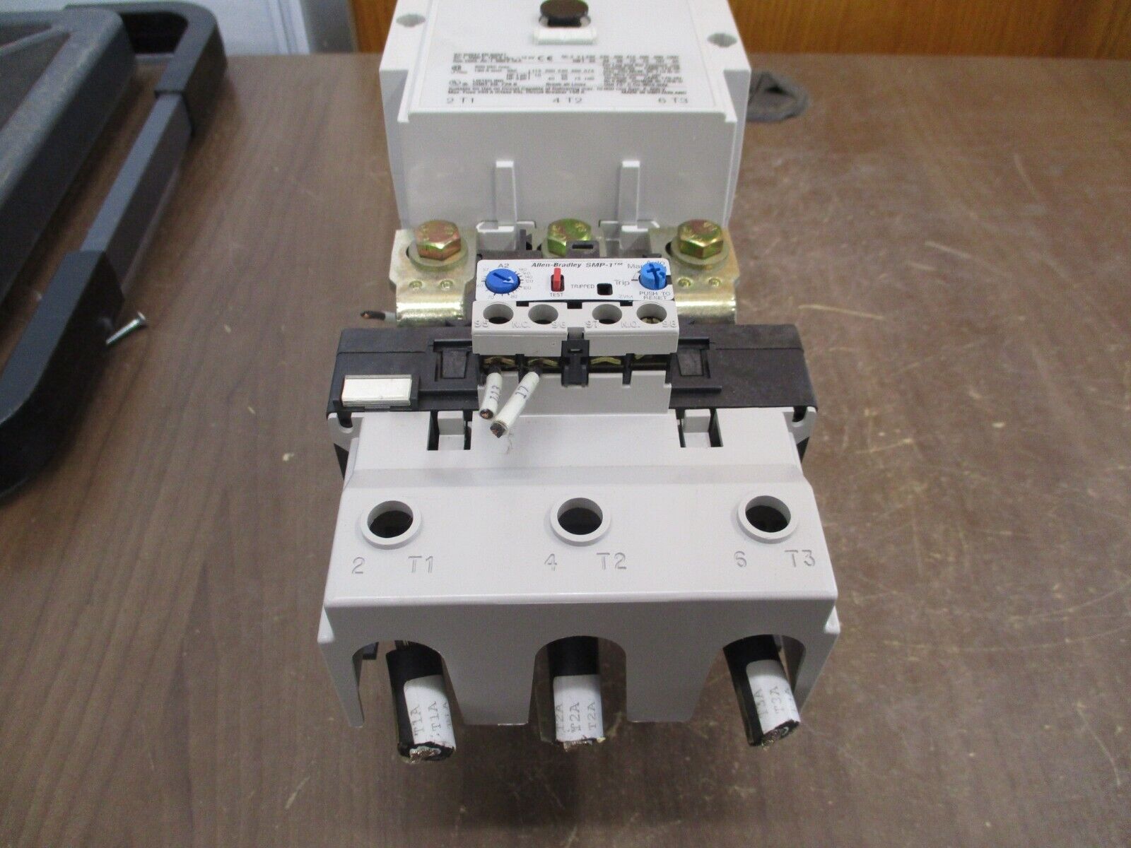 Allen-Bradley Starter CAB6-105-EI / 193-A5M5 380-400V Coil Trip: 57-180A 600V