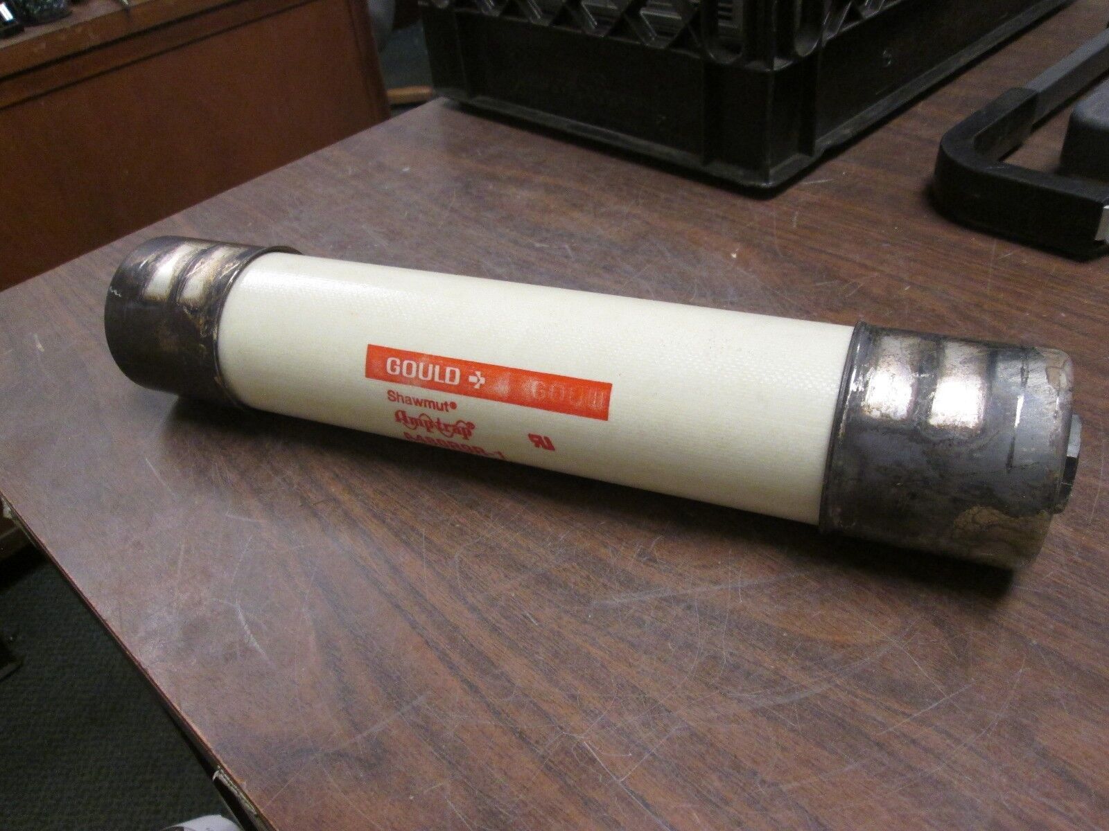 Gould Shawmut Amp-Trap Fuse A480R9R-1 2.4/4.8KV 9R Rating Used