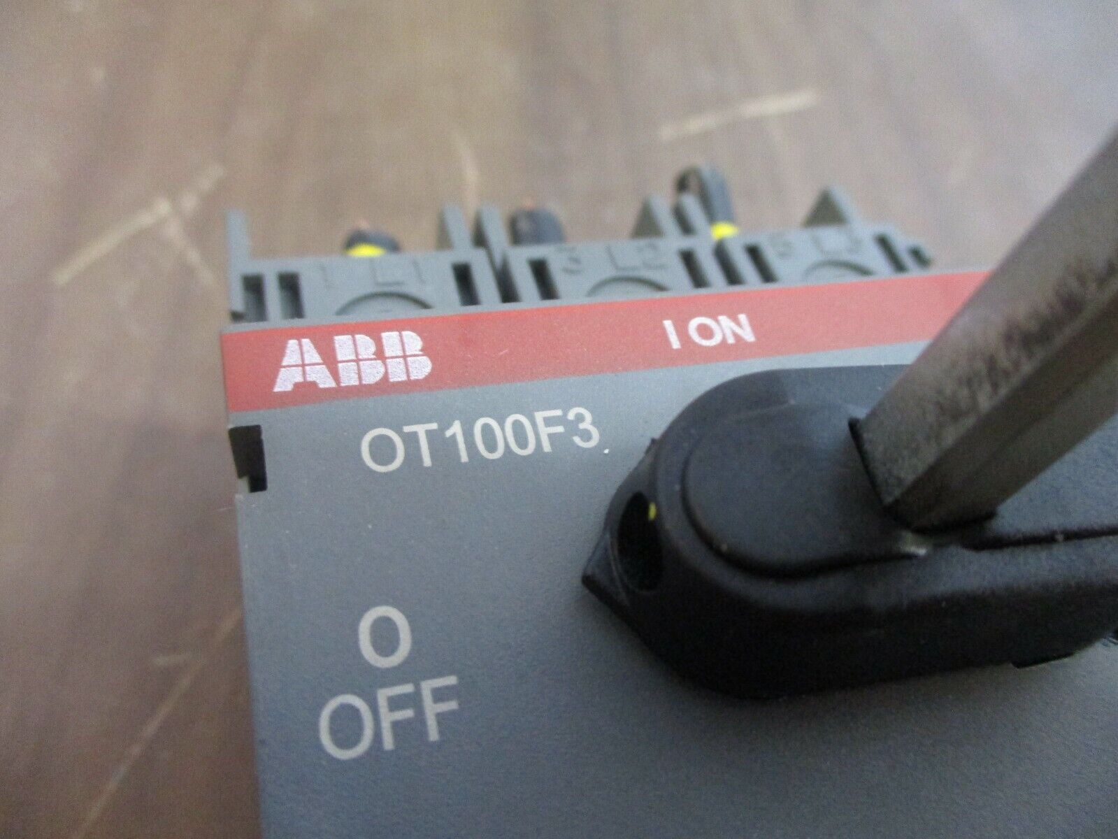 ABB Disconnect Switch OT100F3 100A 600V 3P Used